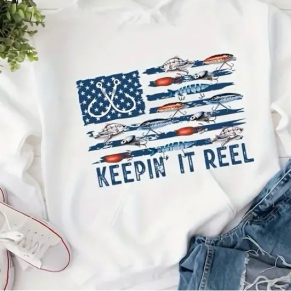 Keeping’ it reel fishing flag shirt